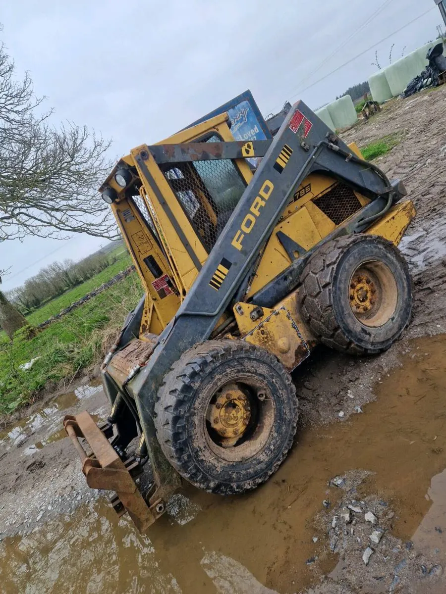 Ford L785 skid steer - Image 1
