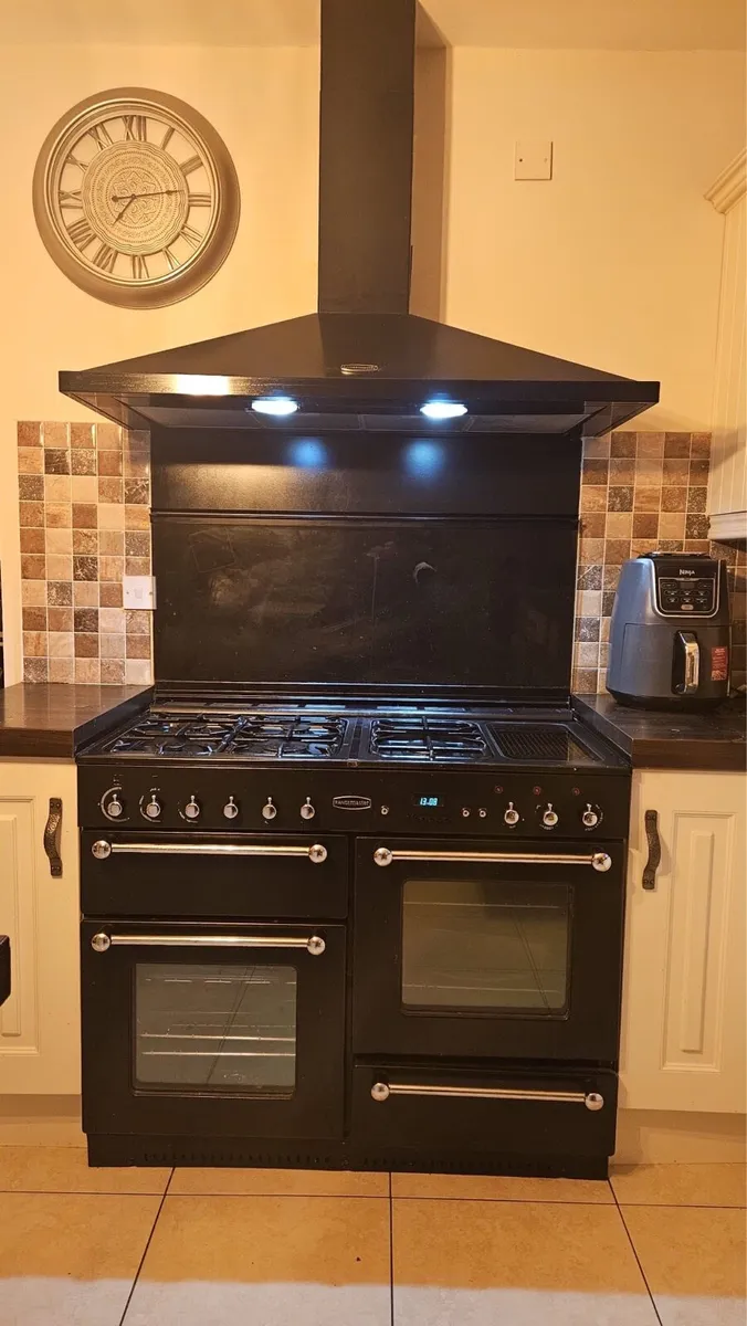 Range cooker for sale need gone asap