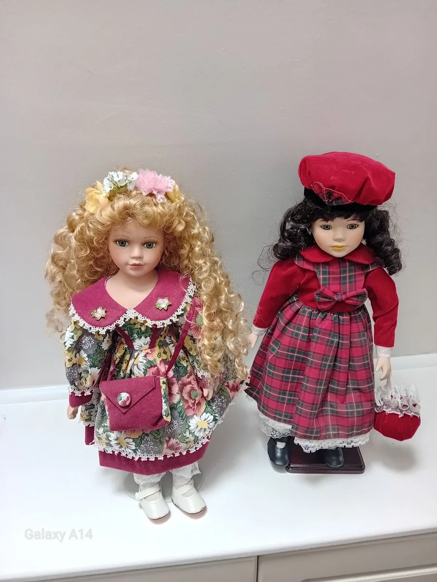 Porcelain dolls - Image 1