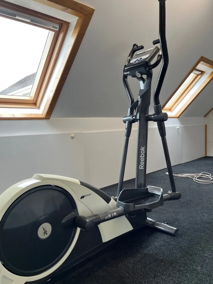 Cross Trainer - Image 2