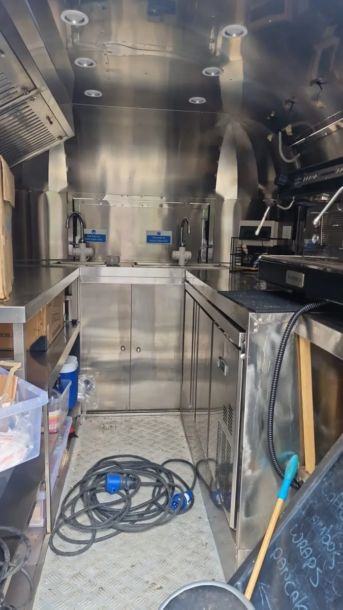 High Quality Coffee Trailer Fully Equipped - Image 3