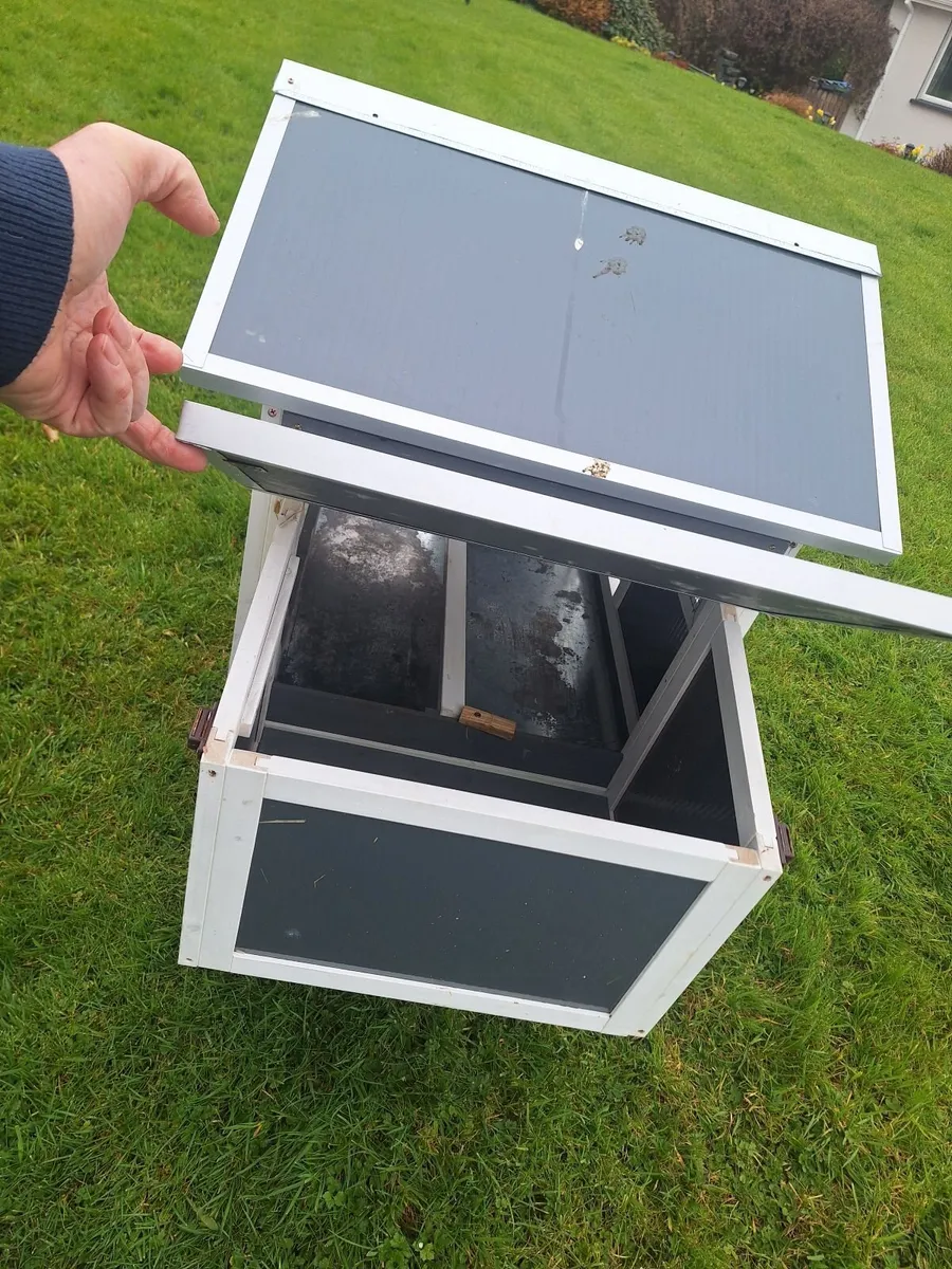 Hen, rabbits or guinea pigs hutch - Image 2