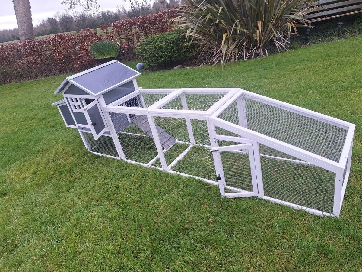 Hen, rabbits or guinea pigs hutch - Image 3