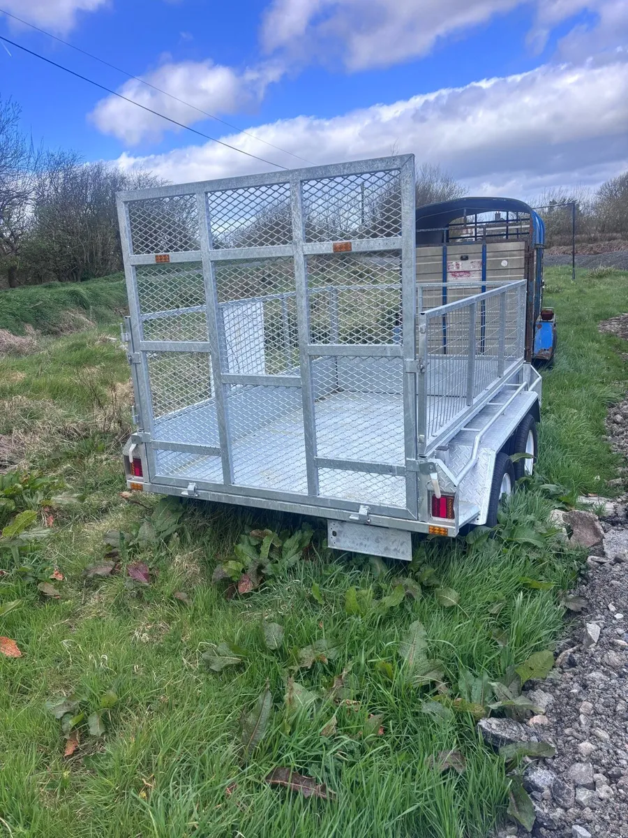 large selection of car trailers - Image 2