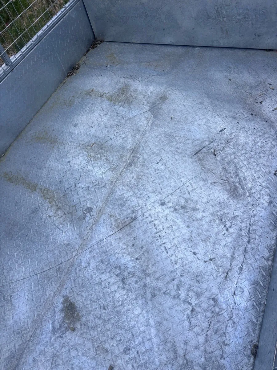 large selection of car trailers - Image 4