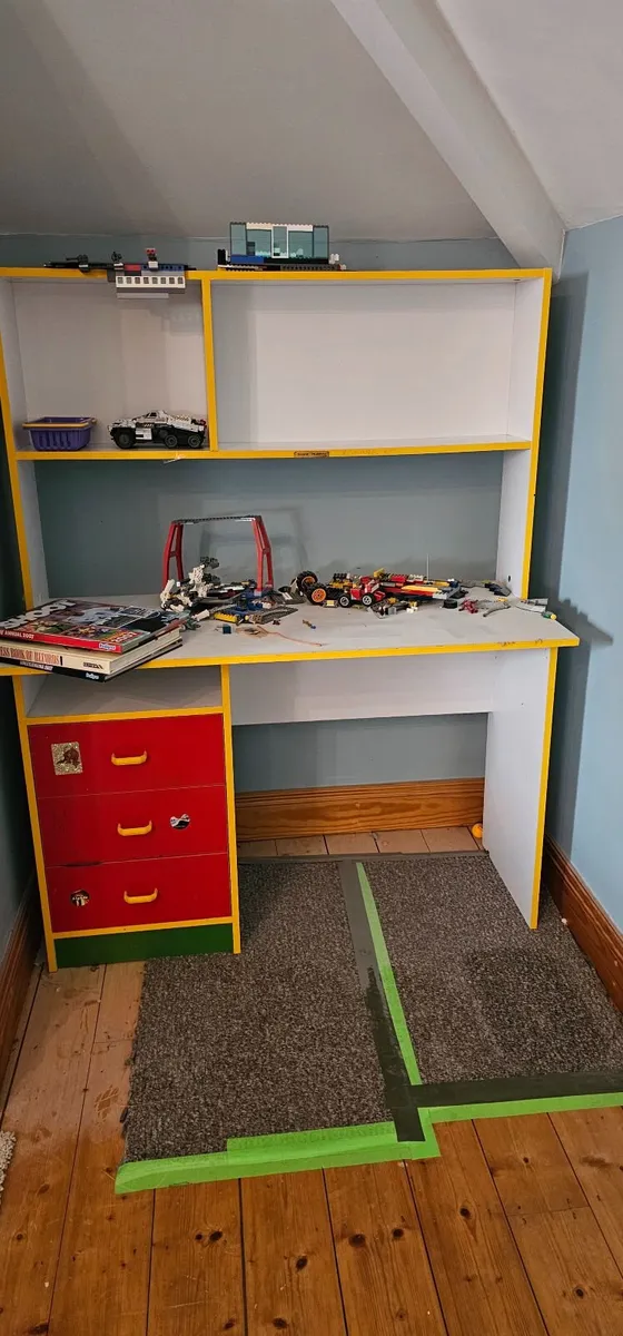 Childs Desk