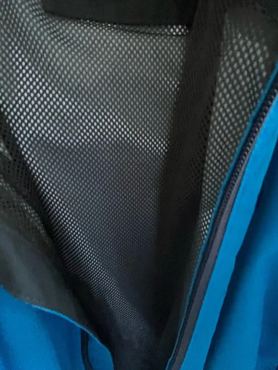 The North face rain jacket - Image 2