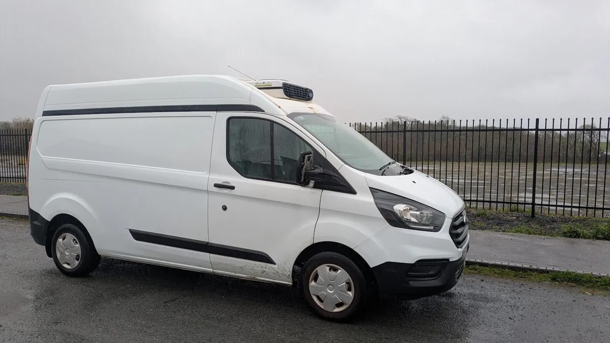 Ford Transit  Custom, with High Roof, 2020 - Image 2