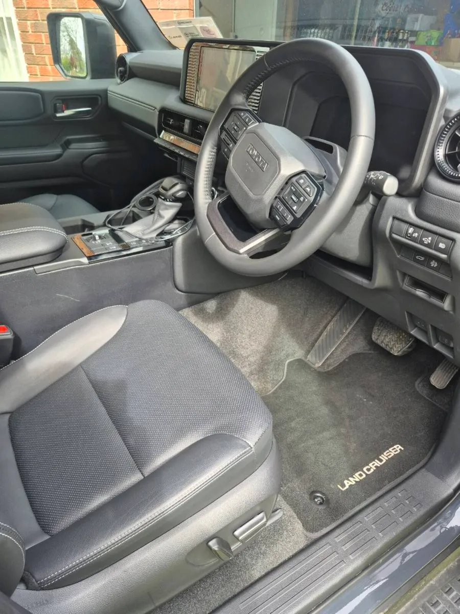 Toyota, Landcruiser - Image 4