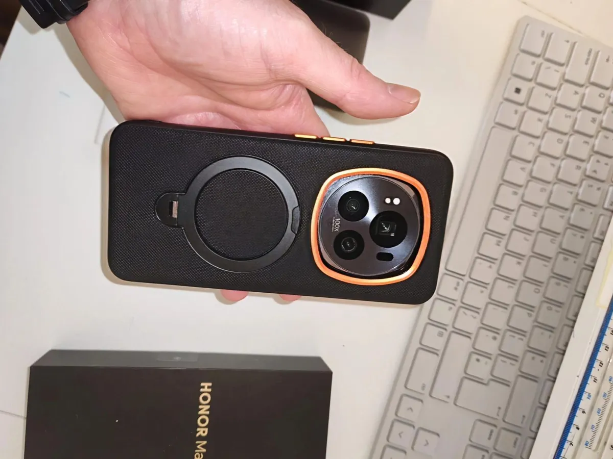 Honor magic 6 pro Phone - Image 1