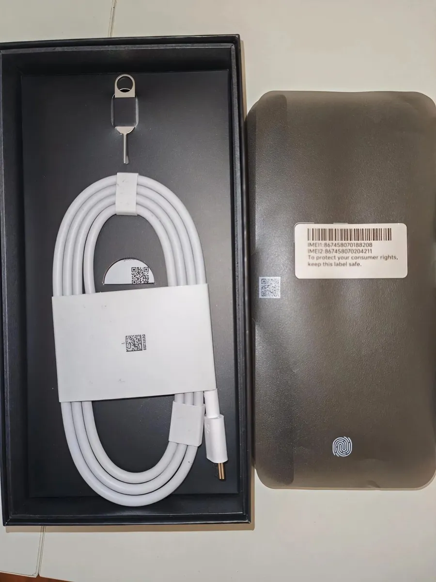 Honor magic 6 pro Phone - Image 4