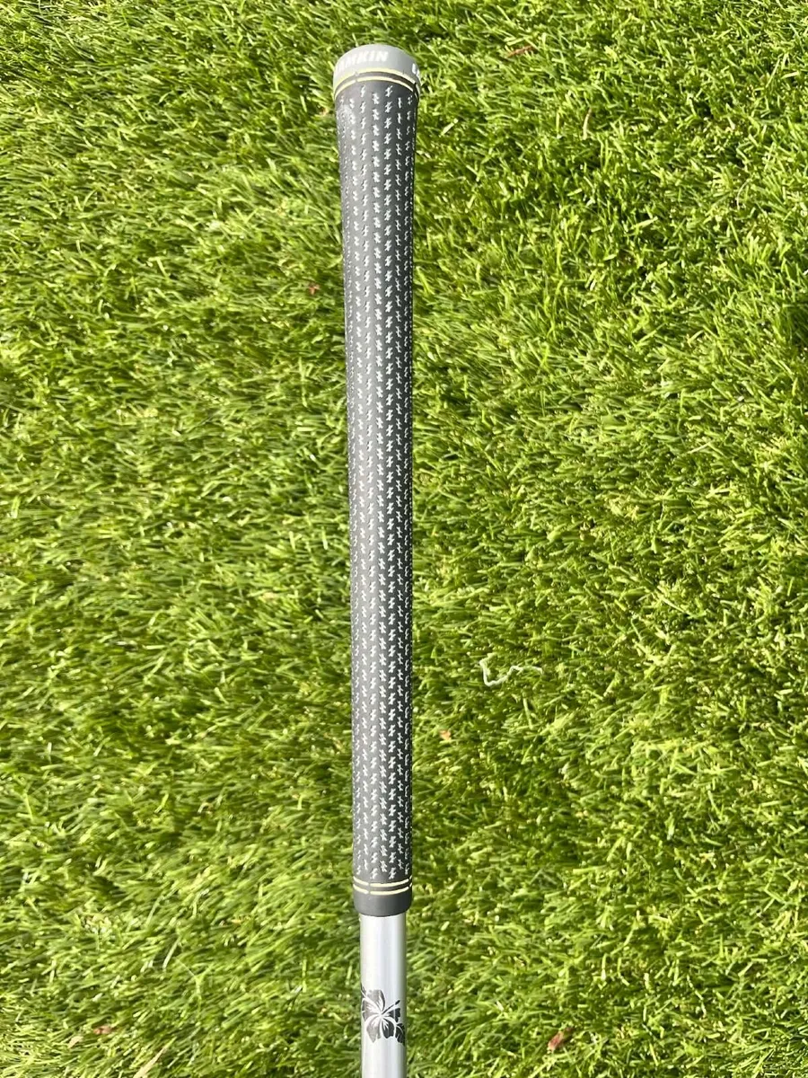 TaylorMade SIM UDI 2-Iron - Near New Condition - Image 2