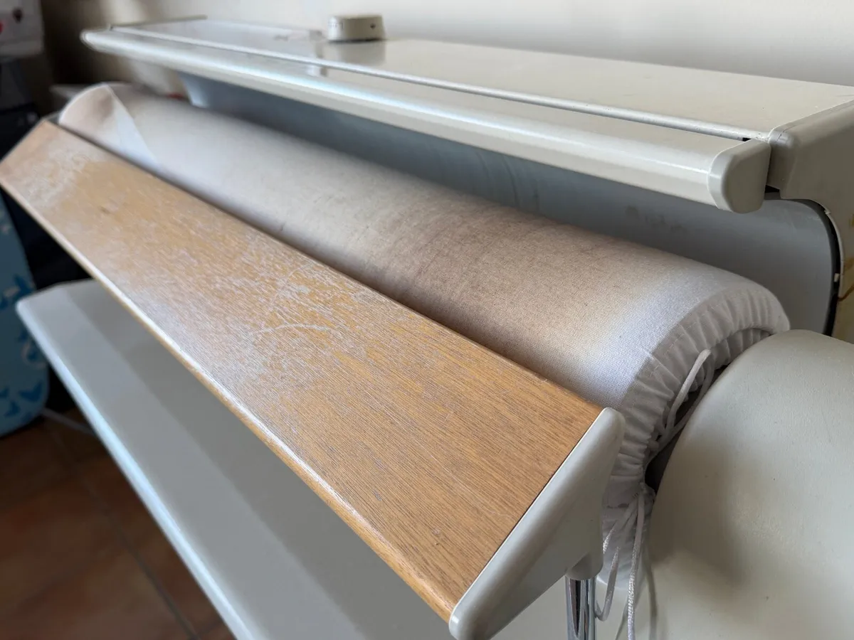 Miele B 865 rotary iron (ironer) - Image 3