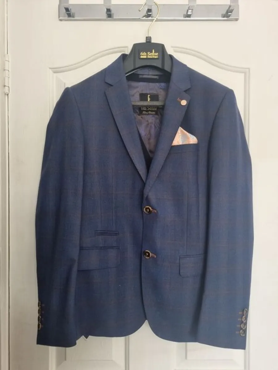 3 piece suit - Image 1