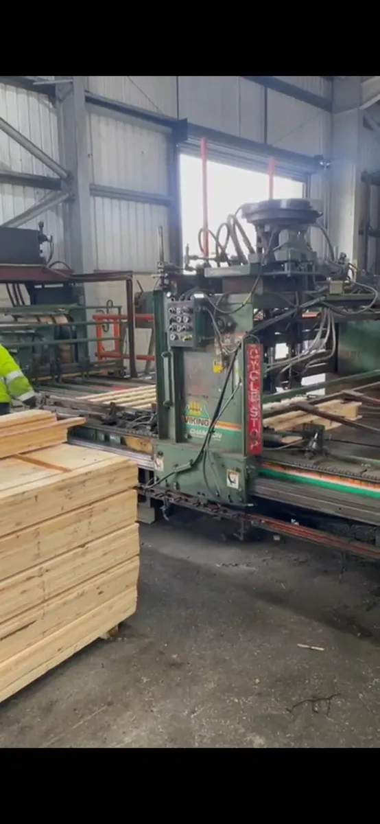 Viking 304 pallet making machine - Image 3