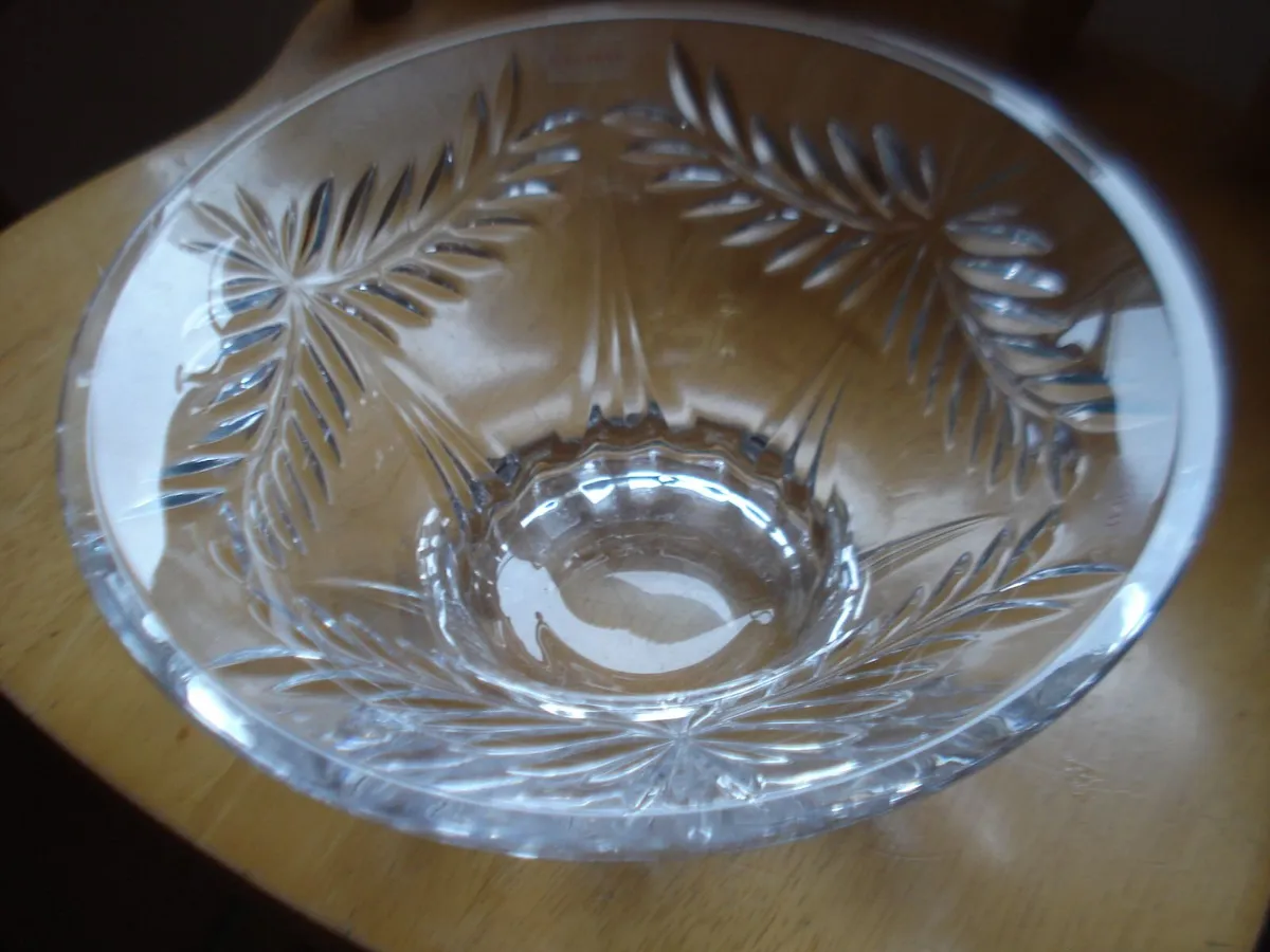 GALWAY CRYSTAL 9 INCH FLARED BOWL. - Image 4