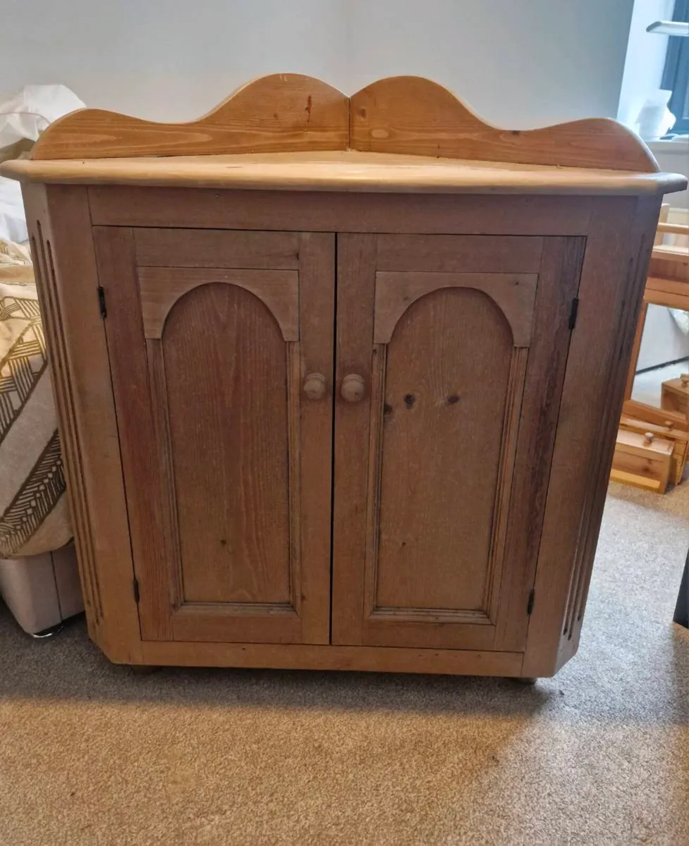 Bathroom corner press and wall mounted cabinet - Image 1
