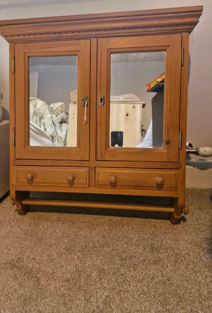 Bathroom corner press and wall mounted cabinet - Image 4