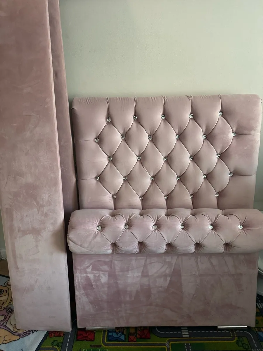 Single bed for girls - Image 1