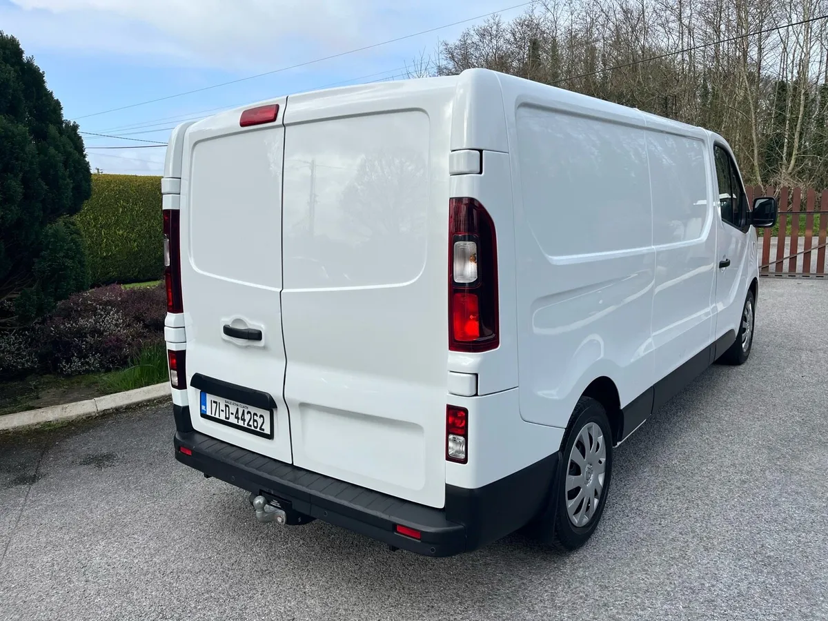 Renault Trafic 120BHP - low mileage - Image 4