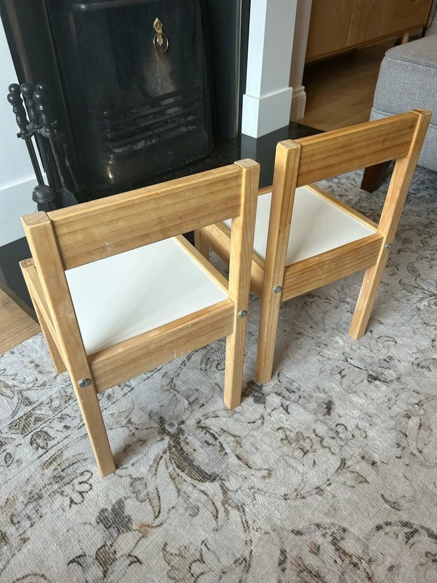 2x IKEA Latt Children’s Chairs - Image 2