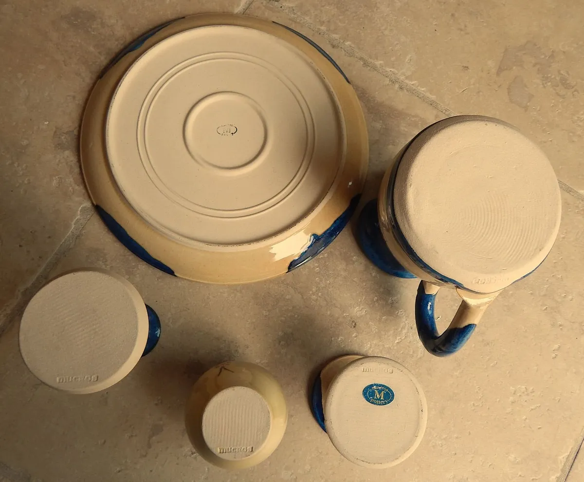 Selection of 5 Mucros Pottery Pieces - Image 4