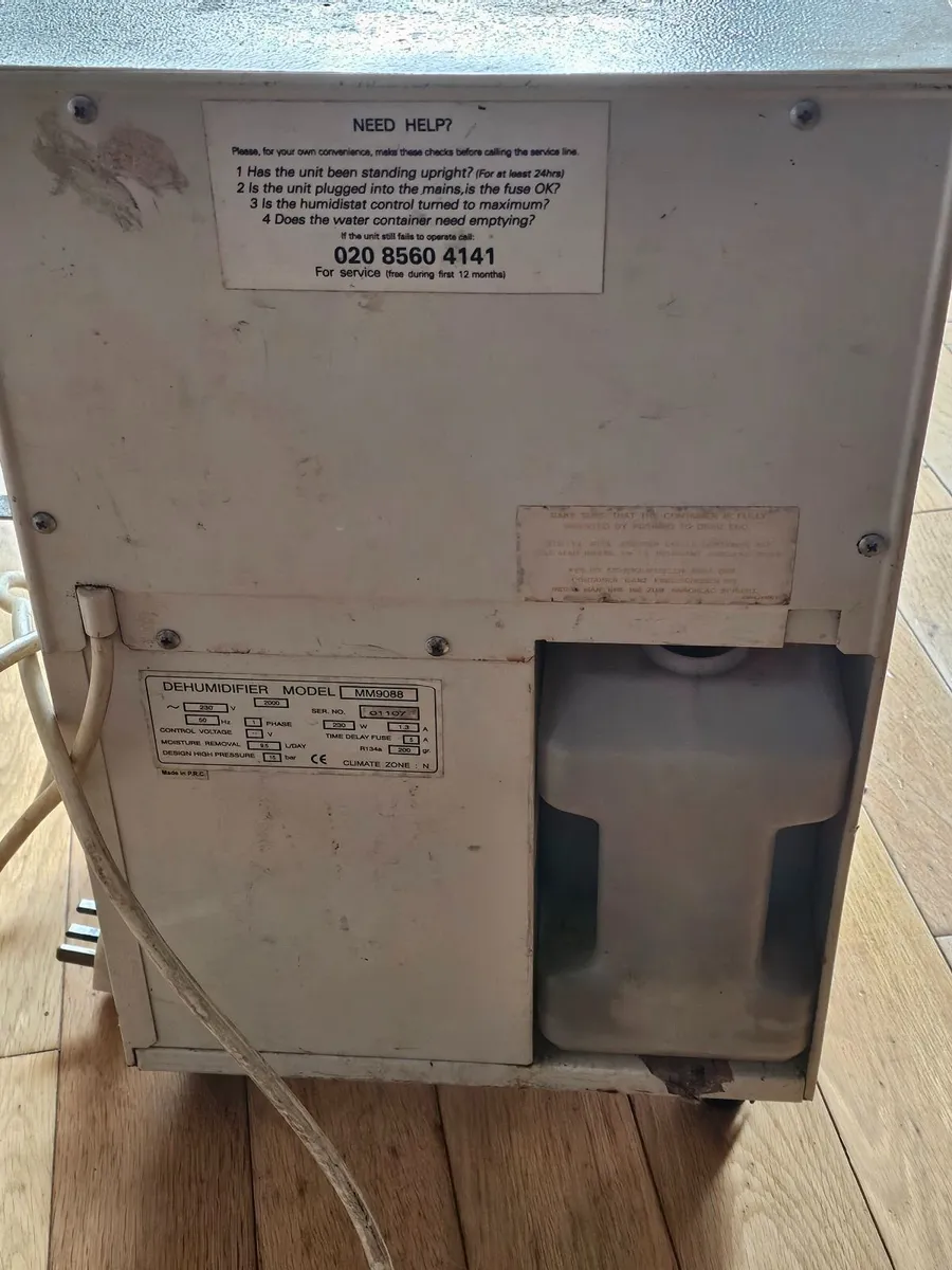 Dehumidifier needs repair probably needs regassing - Image 3
