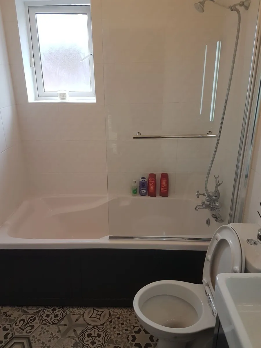 PREMIUM FRESH BATHROOM - 5 DAYS. - Image 1