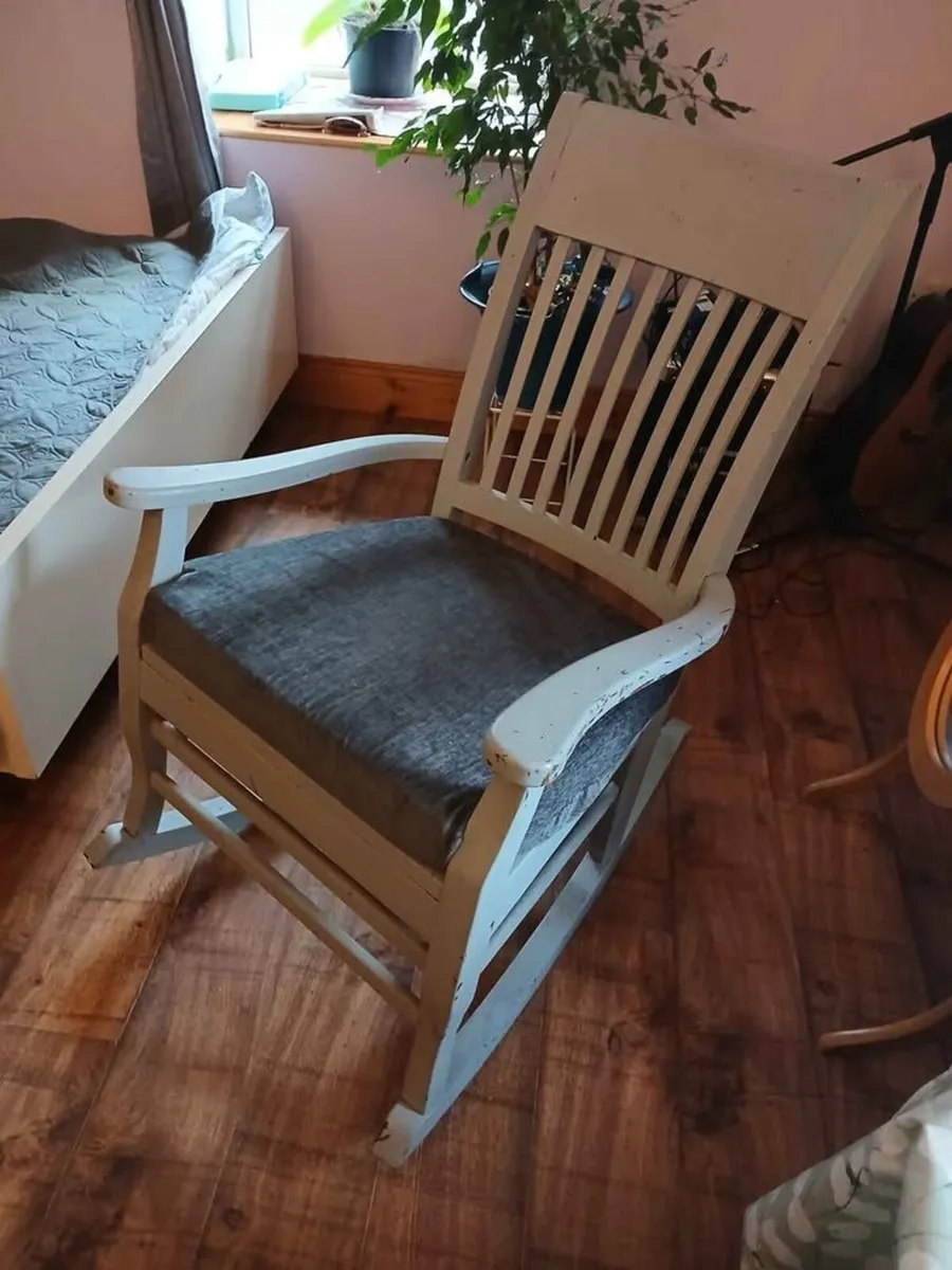 rocking chair - Image 2