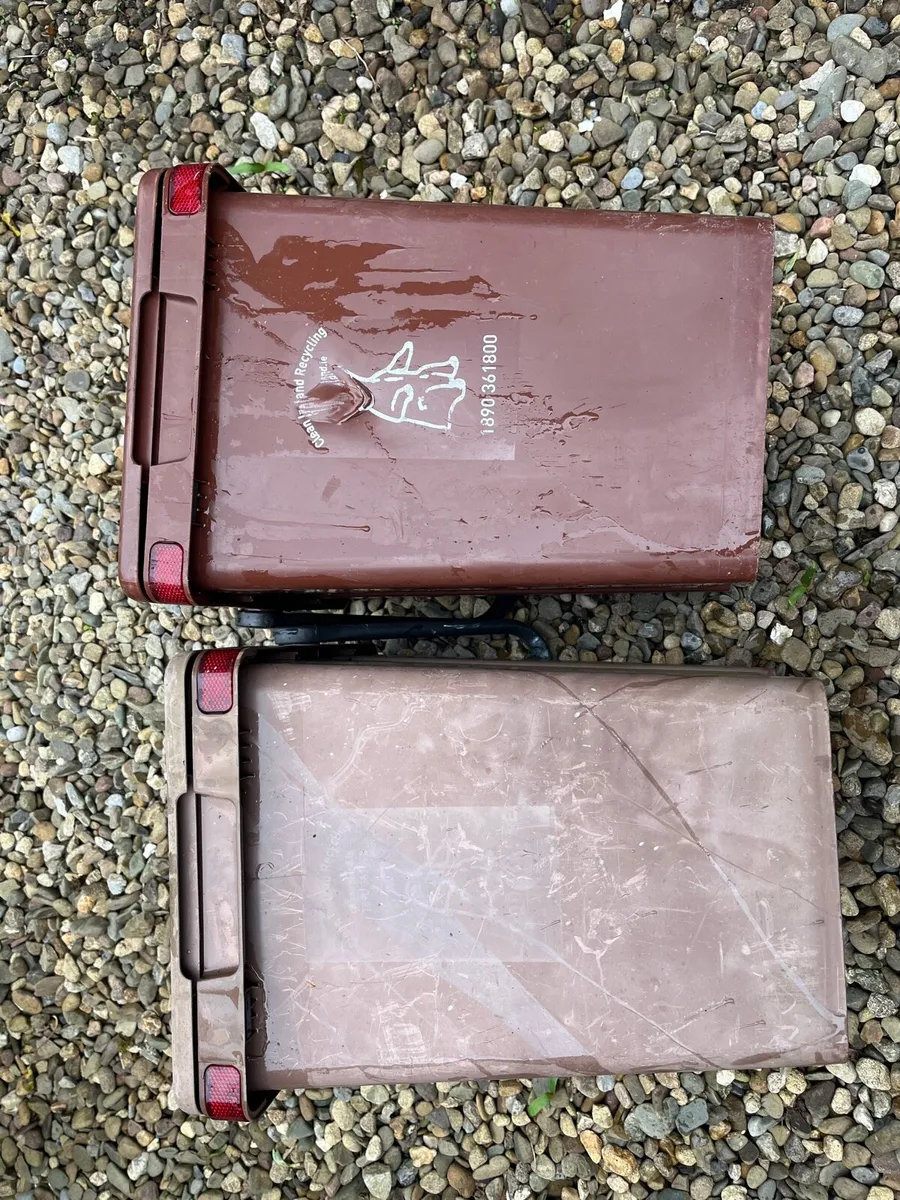 Two buckets - Image 4