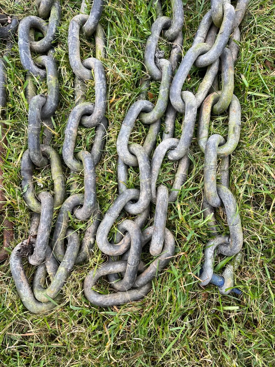 Heavy duty metal chains - Image 2