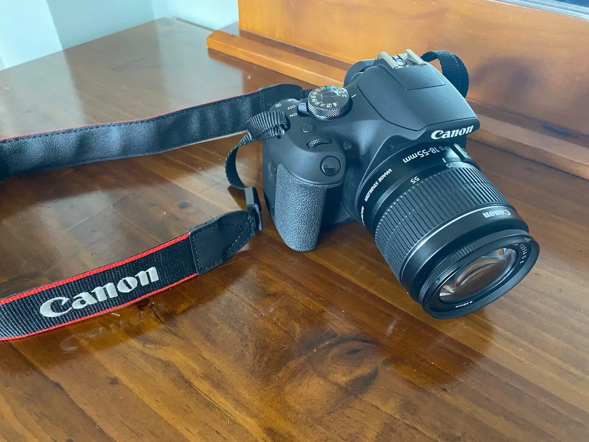 Canon EOS 2000D DSLR Camera and EF-S 18-55mm lens - Image 2
