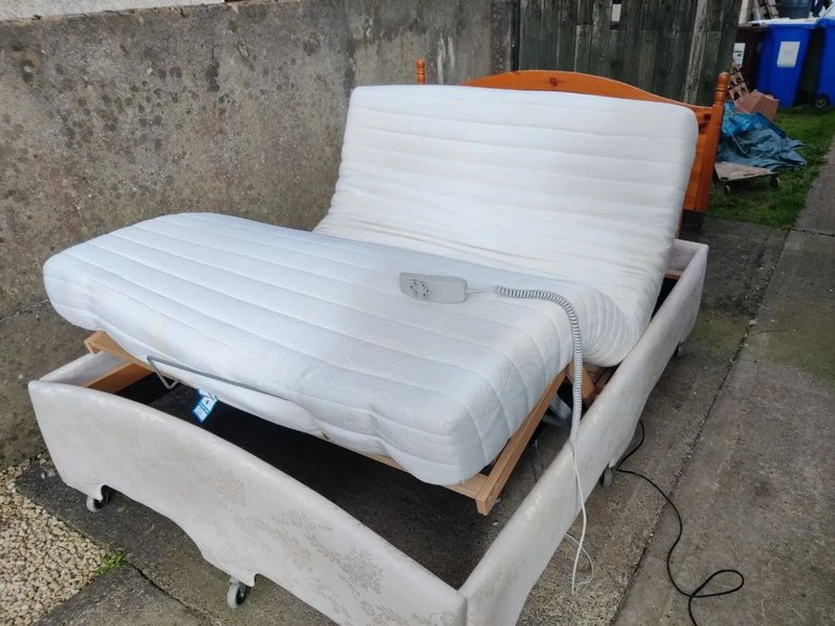 Electrical adjustable orthapedic double bed - Image 3