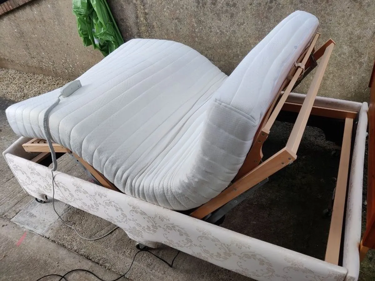 Electrical adjustable orthapedic double bed - Image 4