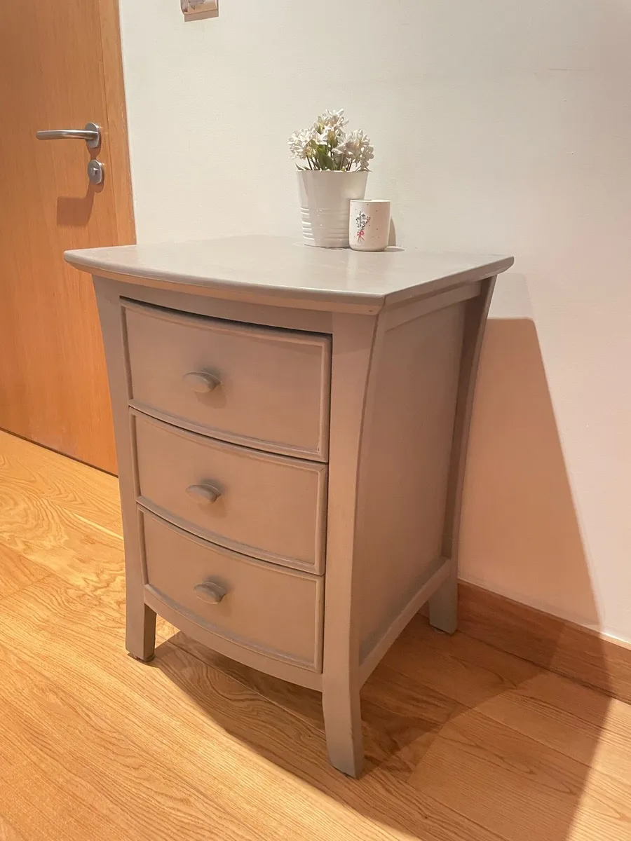 Drawers / Bedside Table (2 available) - Image 1