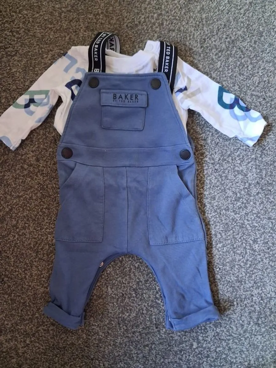 Baby boy clothes - Image 1