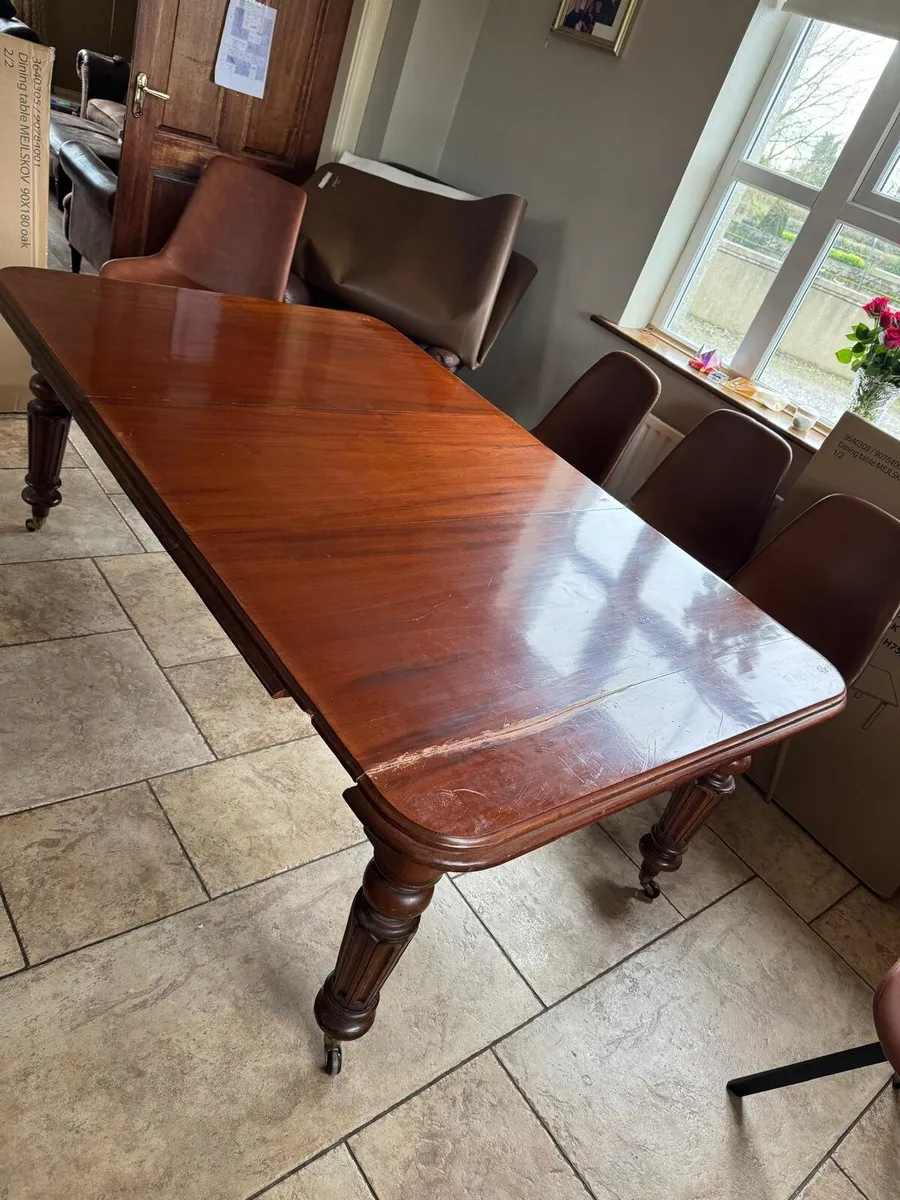 Antique mahogany table - Image 1
