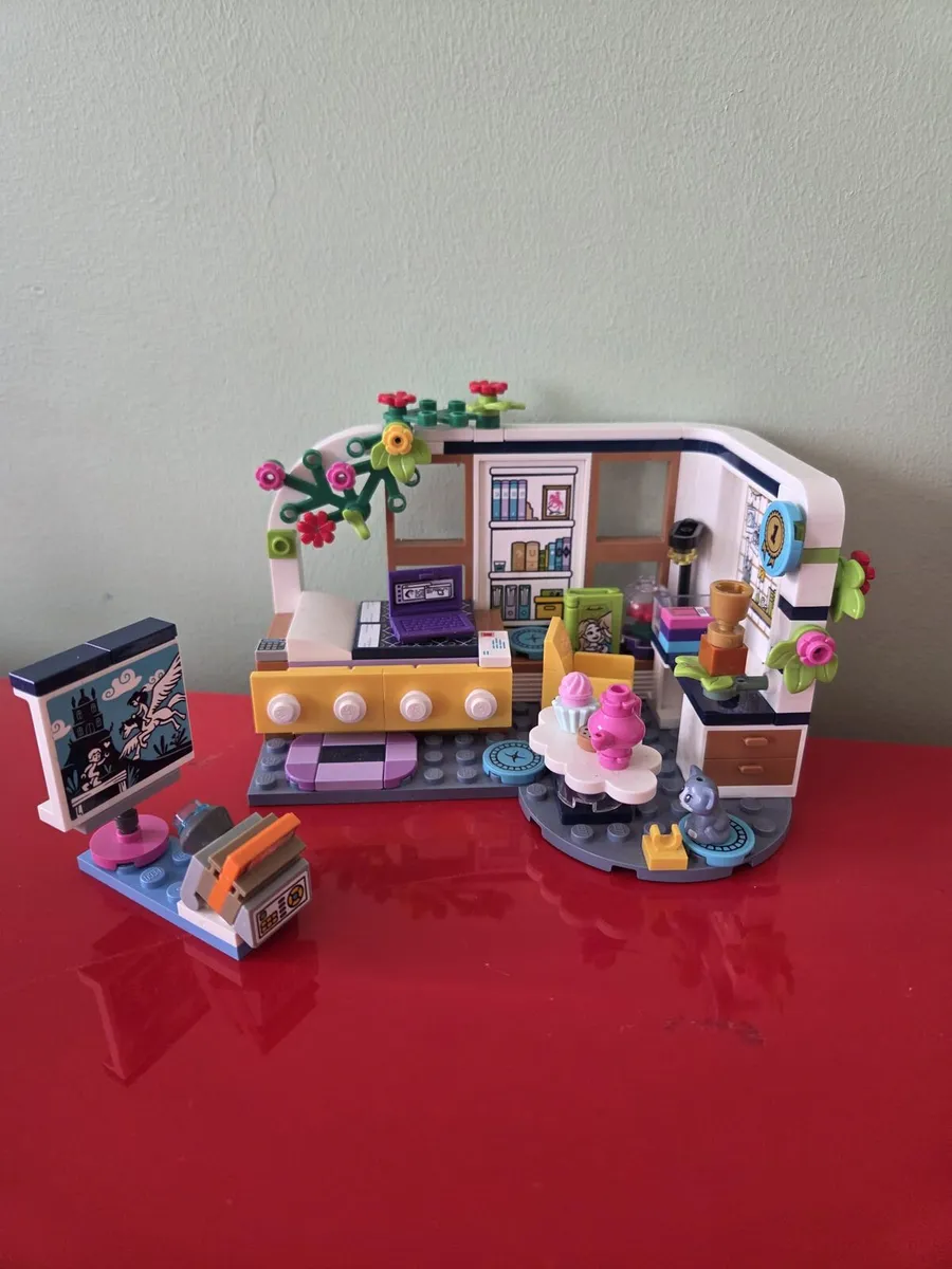 A lego friends apartment dorm room - Image 2