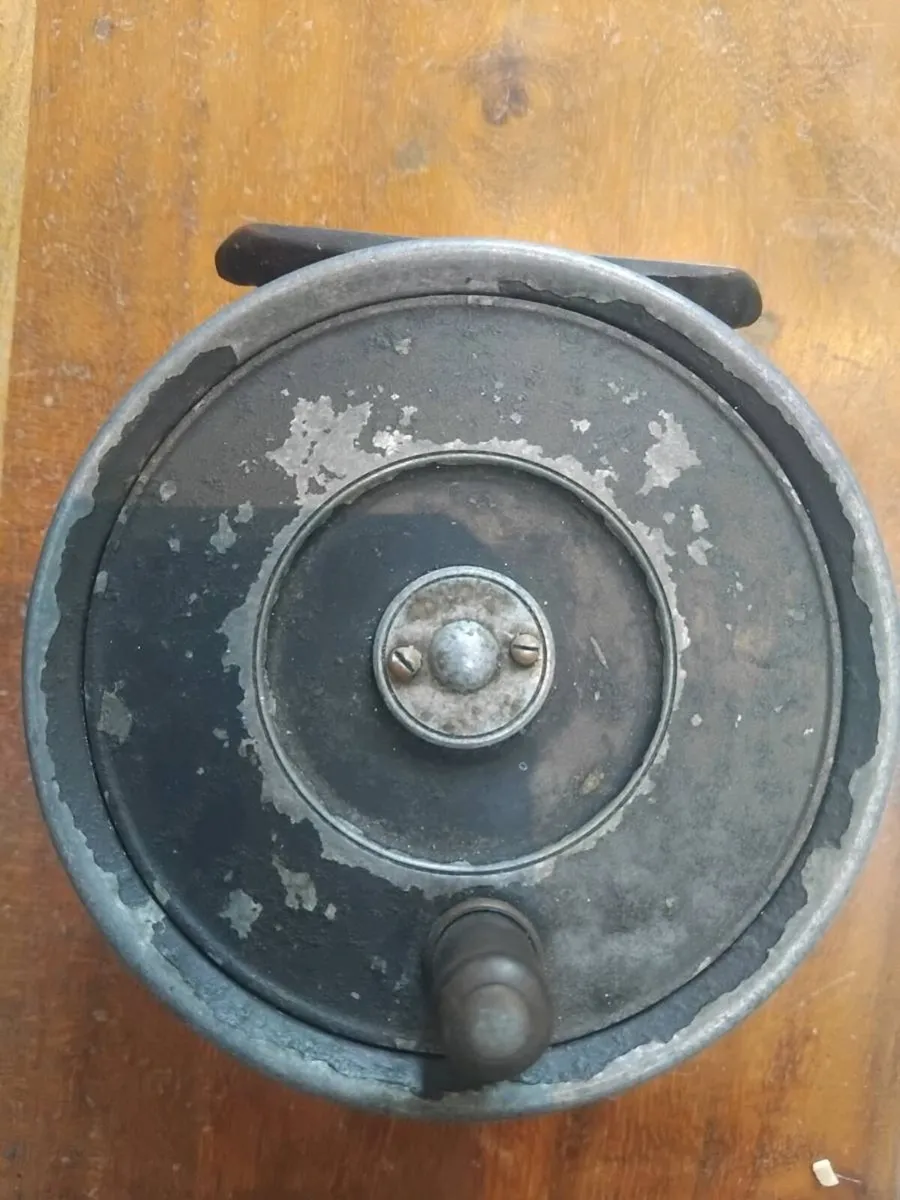 Fly fishing - Image 1