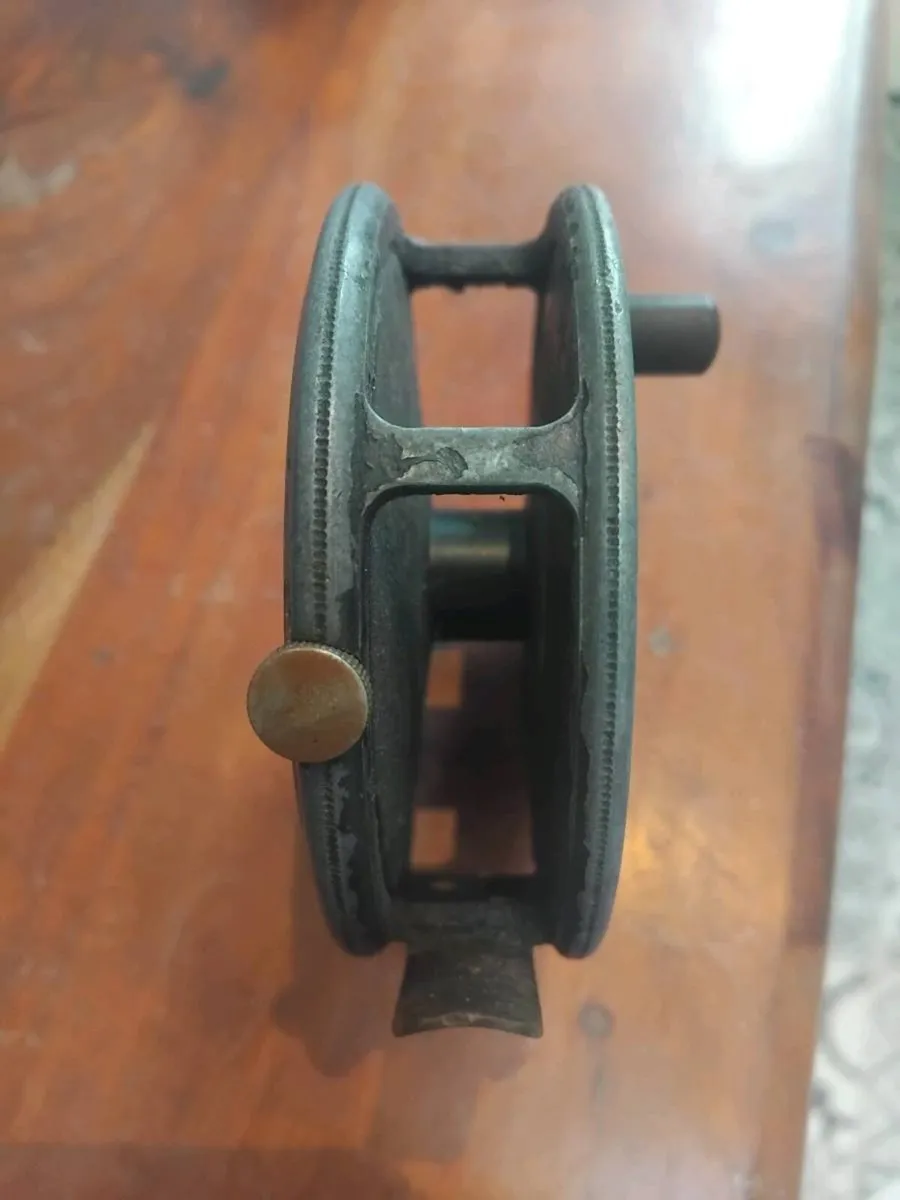 Fly fishing - Image 2