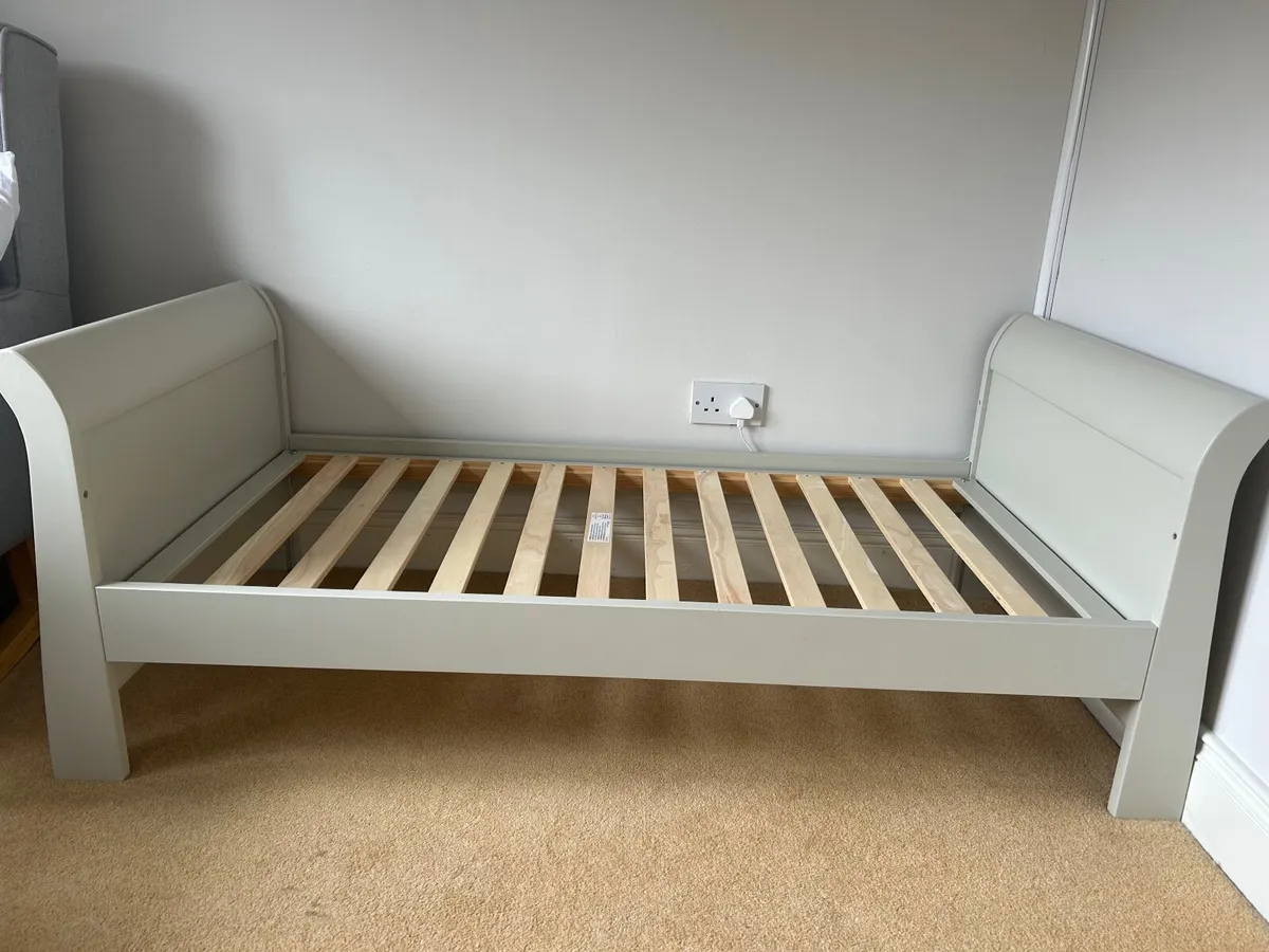 Cot bed - Image 2