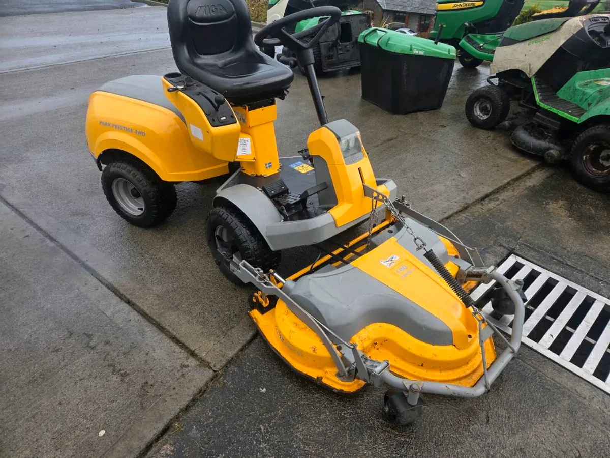 Stiga lawnmower for sale - Image 2
