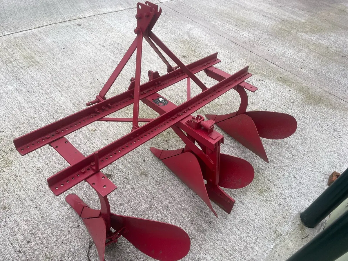 Ploughs - Image 4