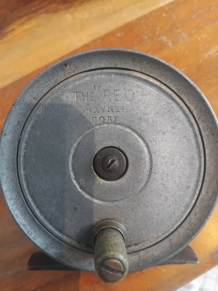 Fly fishing - Image 1