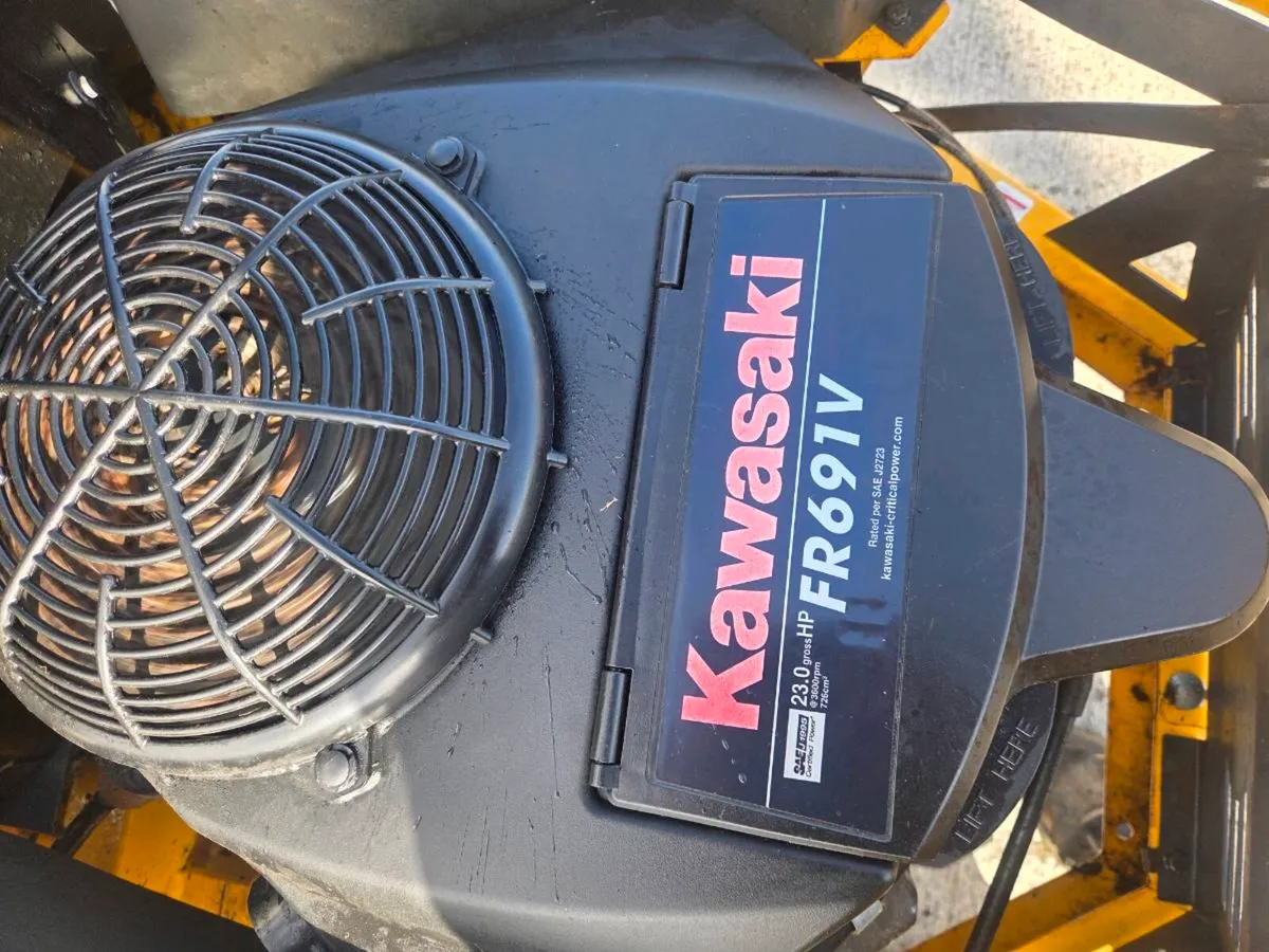 Lawnmower for sale - Image 4