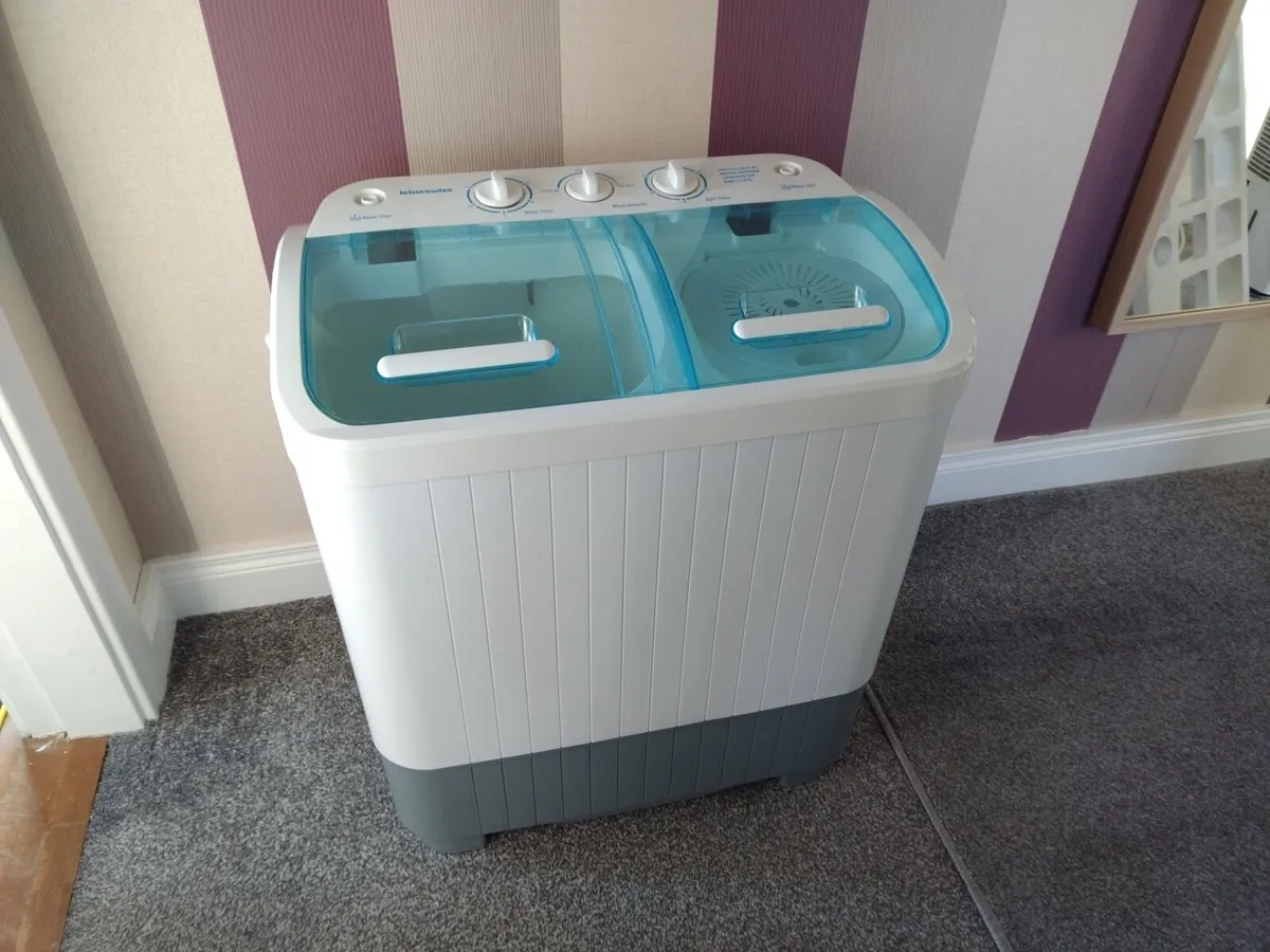Twin Tub Washing Machine €200 - Image 4