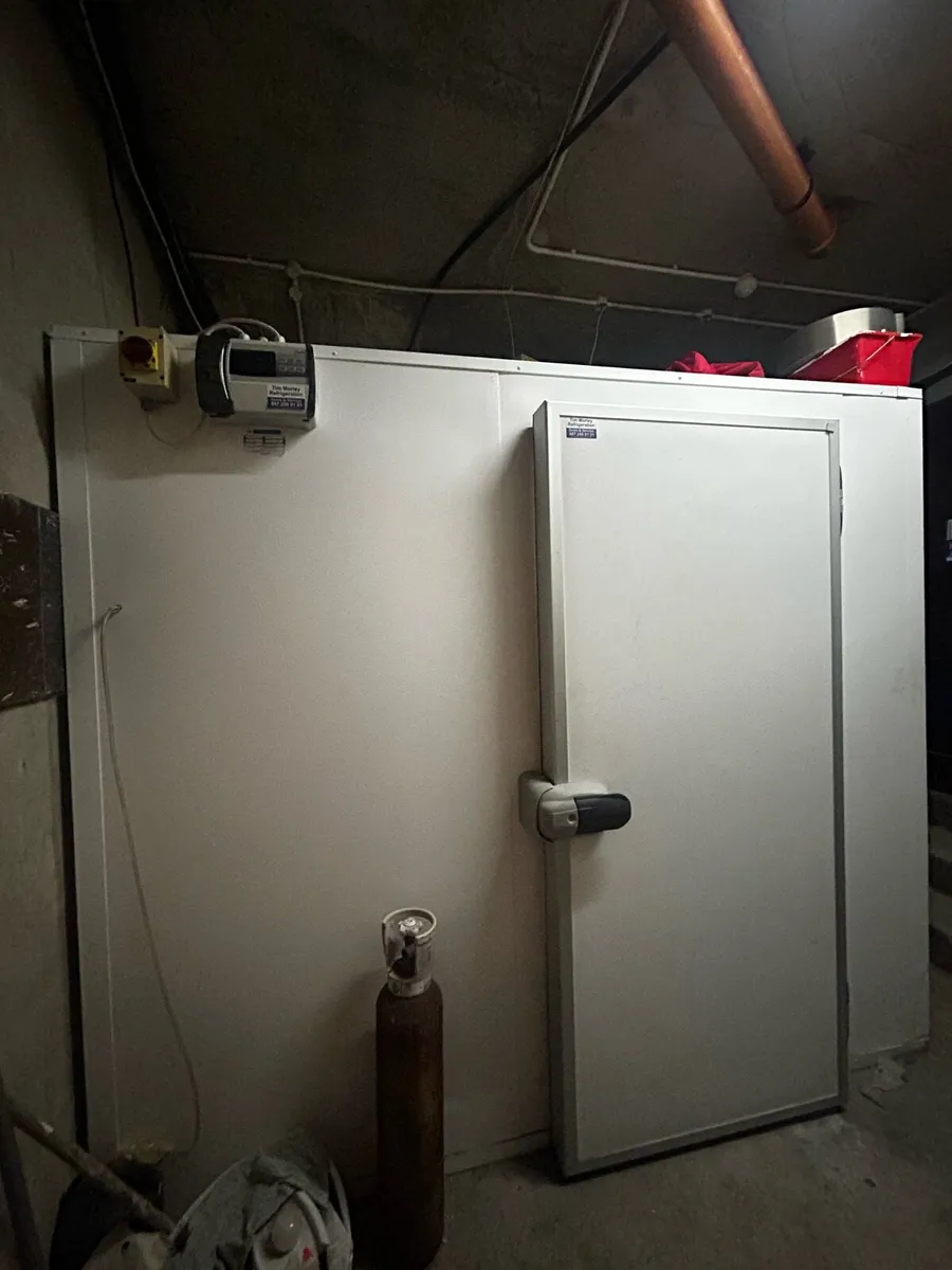 Pub Cold Room - Image 1