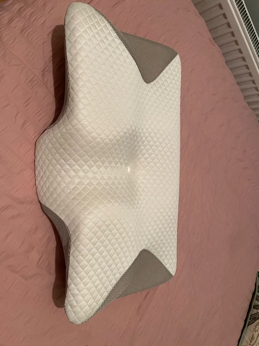 Slumbr Neck Pillow - Image 1