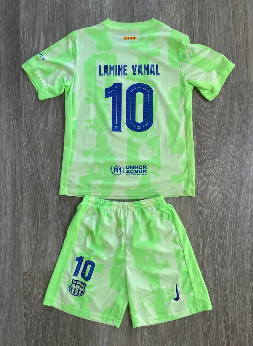 BRAND NEW Boys Jersey FC Barcelona 2024/25 Third K - Image 2