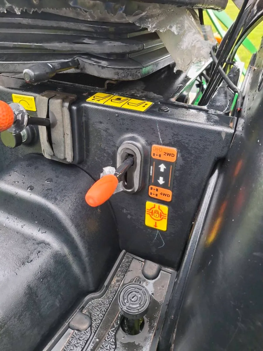 Solis H 26 Compact Tractor - Image 4